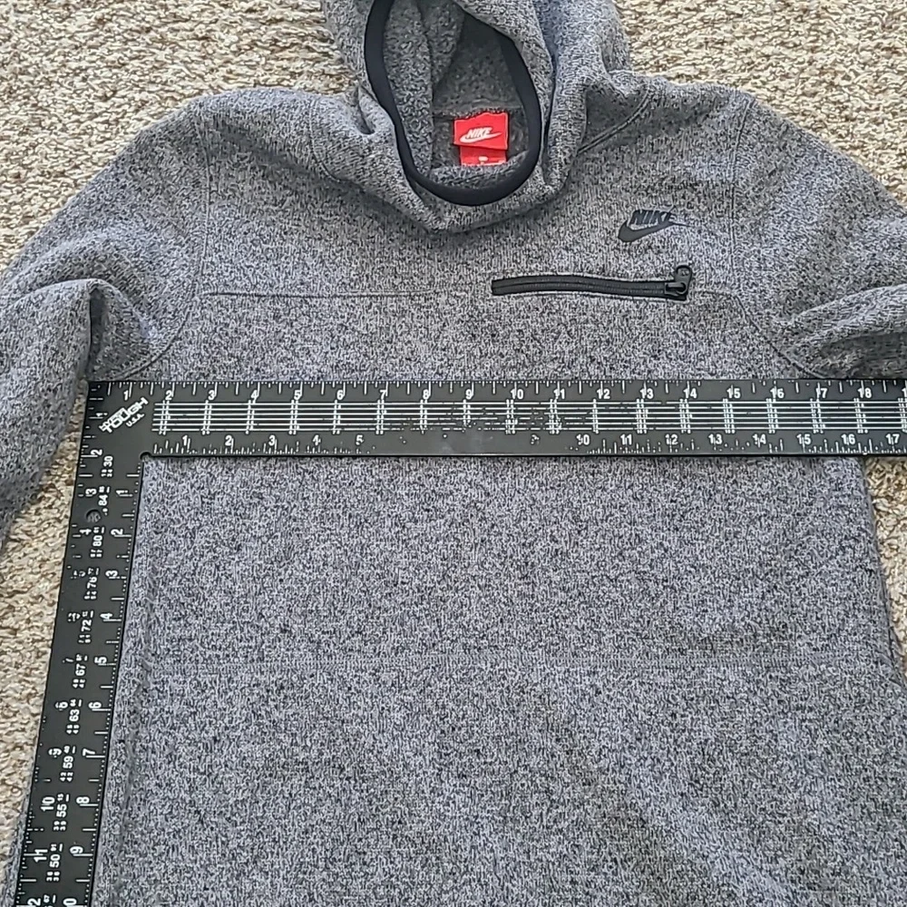 Nike Heather Gray Pullover Hoodie